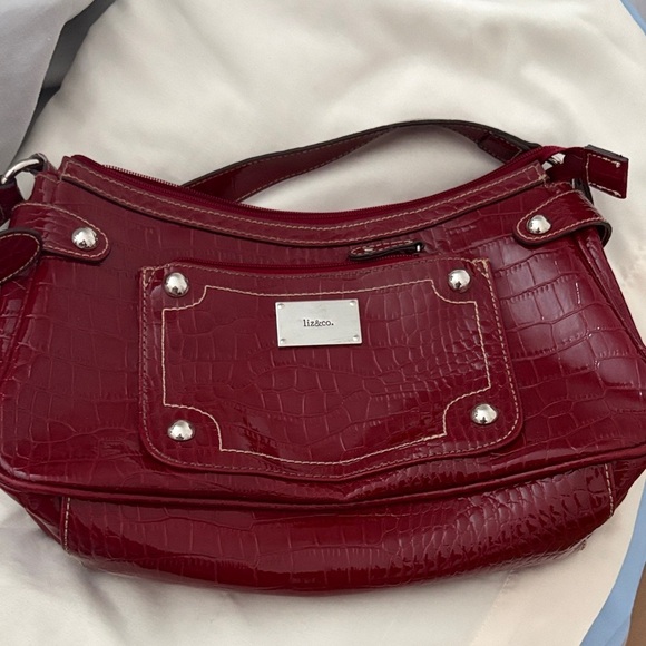 liz & co. Handbags - Liz & Co. Burgundy Croc-Embossed Shoulder Bag